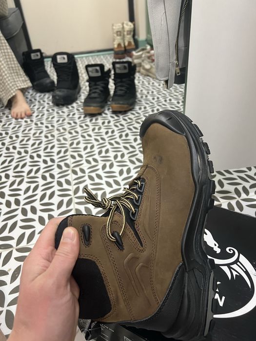 Продается Спецобувь  Black Dragon 43размера