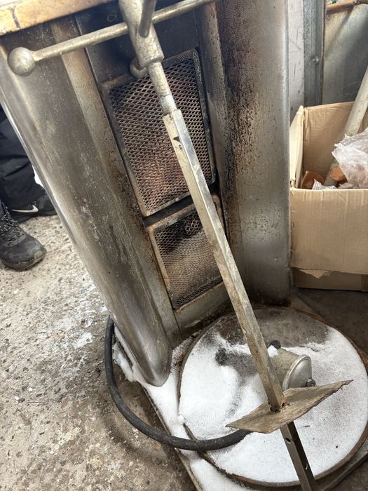 Донер апарат сатылады