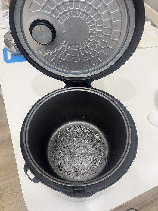 Мультиварка кухонная