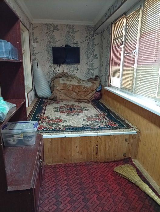 5-maktab yonida 3 xonali kvartira ijaraga beriladi.