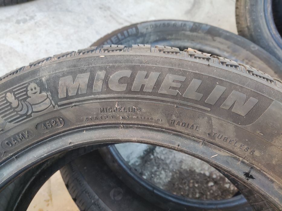 205/55/16 Michelin Alpine