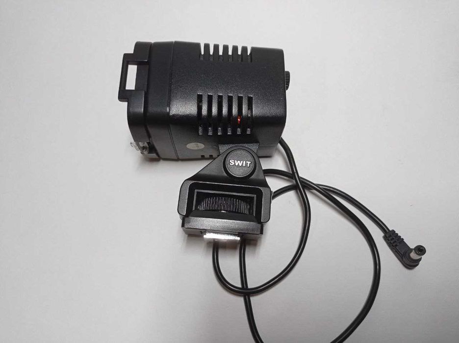 Накамерный LED светильник SWIT S-2010
