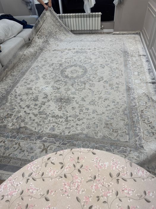 Продается ковер из шелка, турецкий