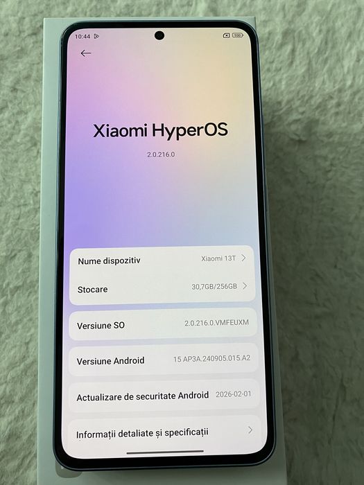 Xaomi 13 T / 256GB / 8+4 GB ram/ 144 Hz / alpine blue/ cutie completă.