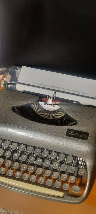 Mașină de scris Libelle 1960 impecabilă