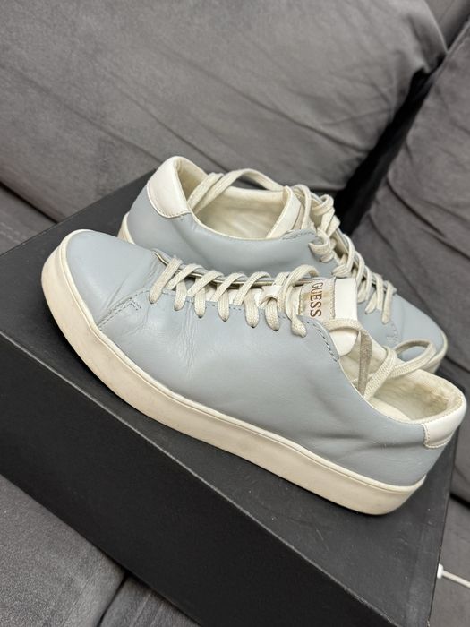 Дамски сини кецове гес