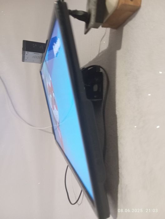 Продам телевизор