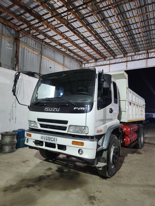 Isuzu samosval 10t