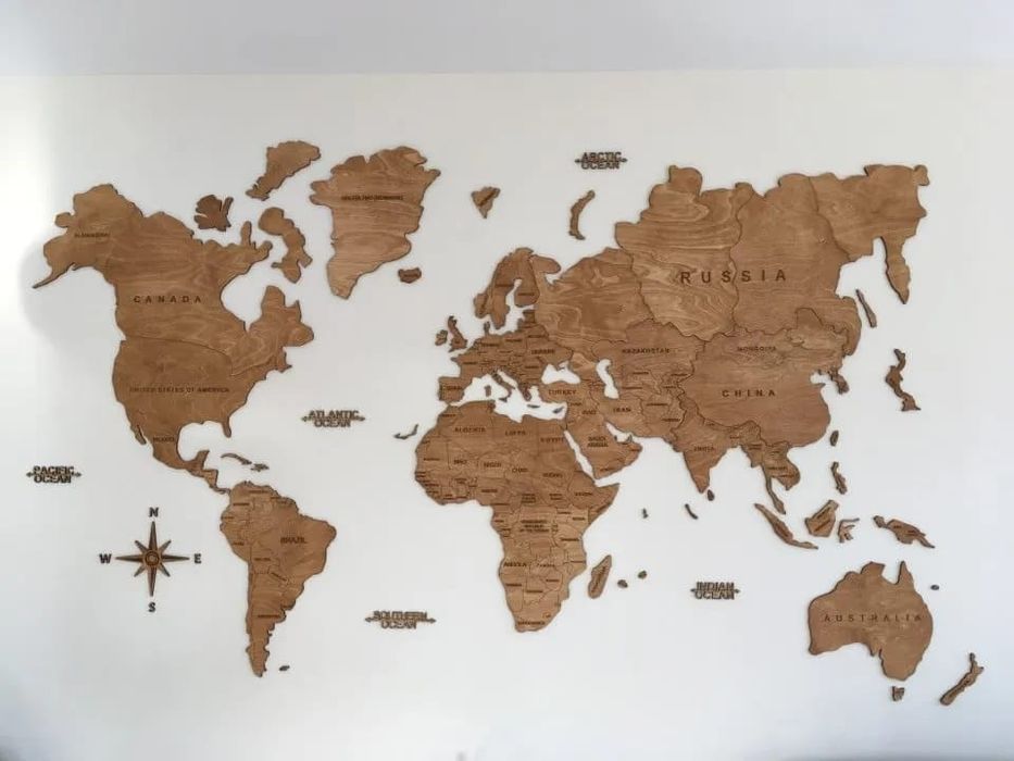 Карты мира и Казахстана декор