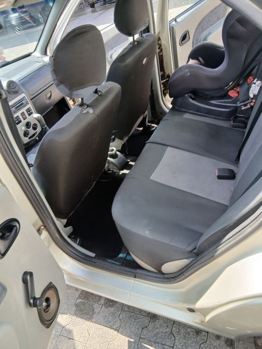 Vând Dacia Logan 1.5 dci
