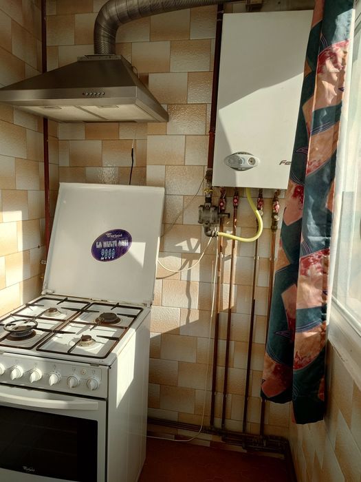 Inchiriez apartament 3 camere PITESTI