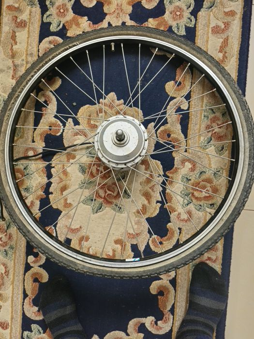 Roata de bicicleta electrica