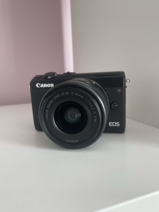 Aparat foto CANON M100 , obiectiv 15-45