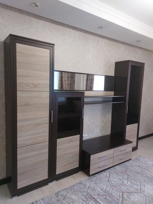 Горка, стенка для гостиной