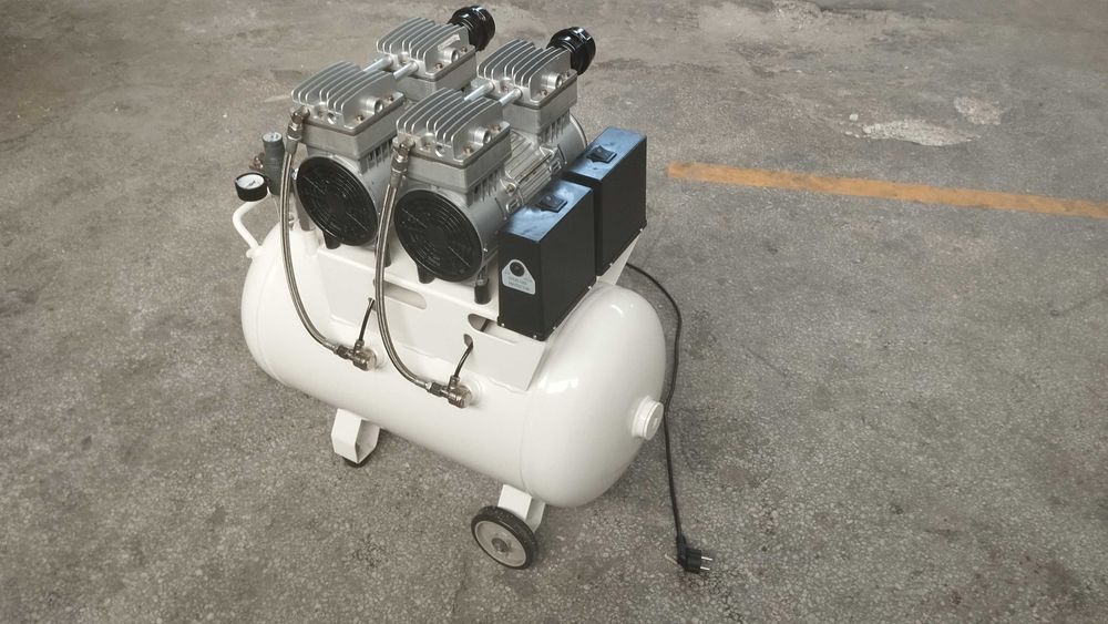 Compresor 60 litri fără ulei, 1,5 kW, silențios, vindem cu factură