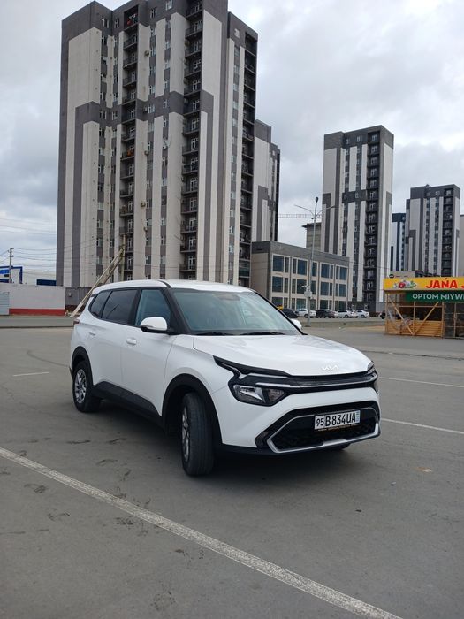 Kia Carens 2025, белый, автомат — почти новая!
Продаётся свежий автомо