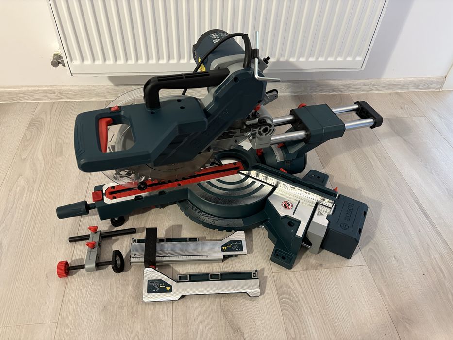 Fierastrau circular stationar BOSCH GCM 254 D Profesional