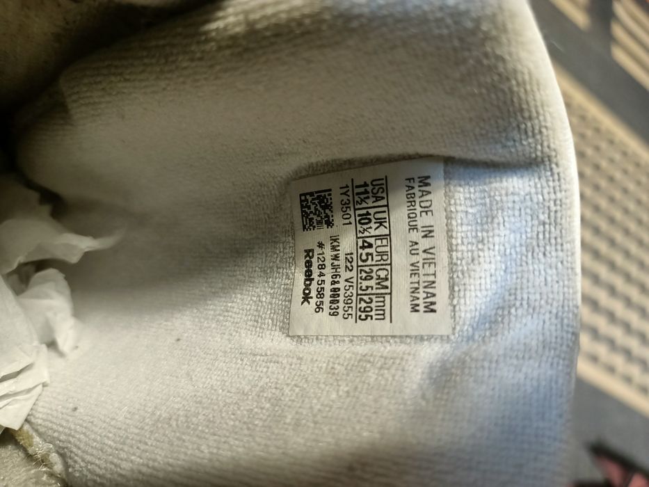 Продам Reebok Royal Glide 45 размера б/у