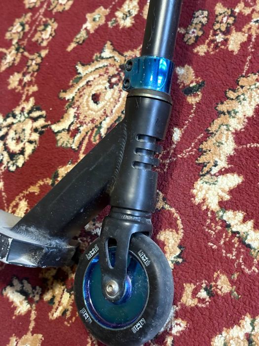 Самокат Limit LMT66J