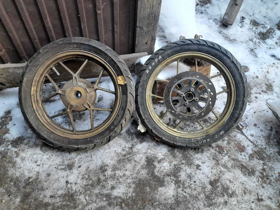 Мопед балоны дискысымен и екі айнасы