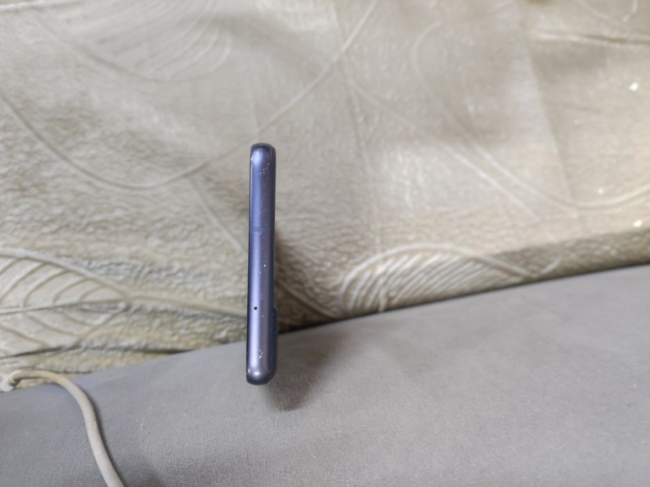 Продам Samsung s21 fe
