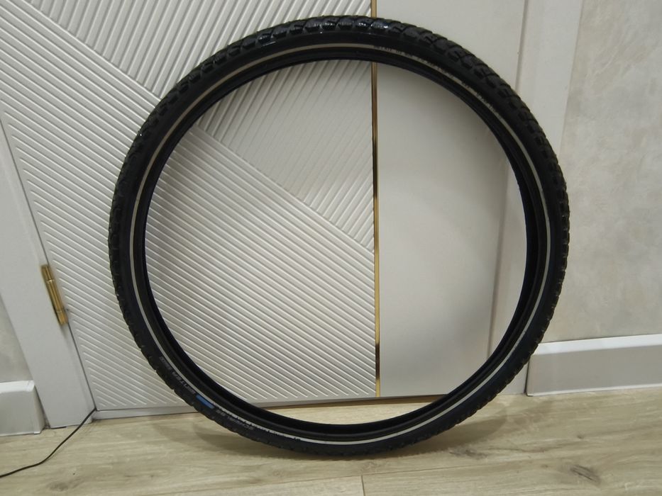 продаётся шипованные покрышки для велосипеда