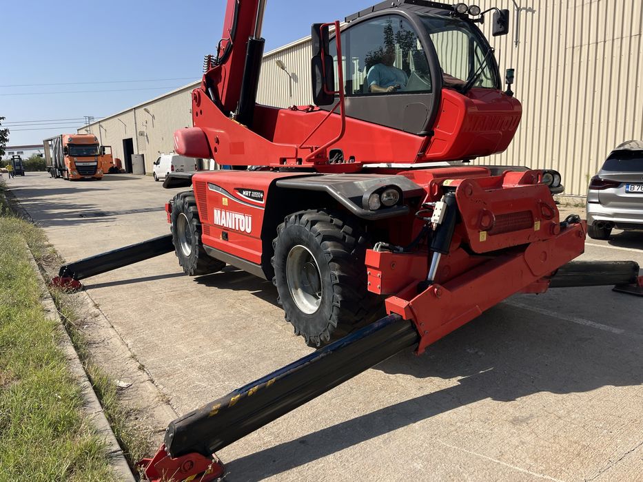 Inchiriez  Manitou / Manitu / MT 1840 / MRT 2550 / MRT 3060