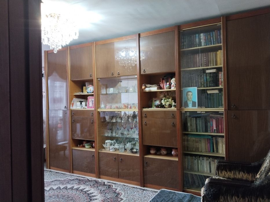 Стенка шестисекционная