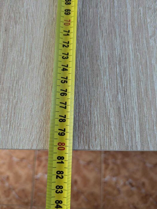 Кухненска маса за хранене