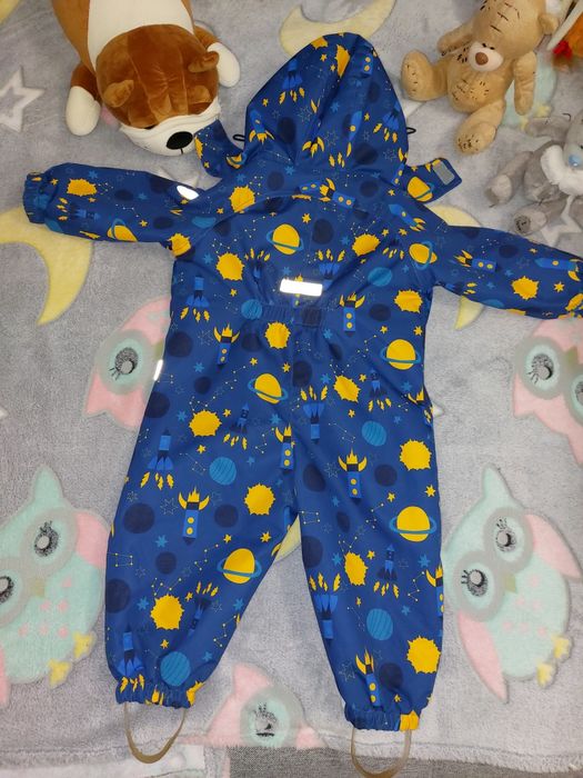 Продам детский комбинезон фирмы Lassye