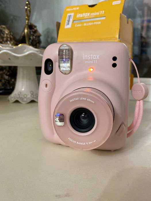 Instax mini 11,пленочные фотоаппараты