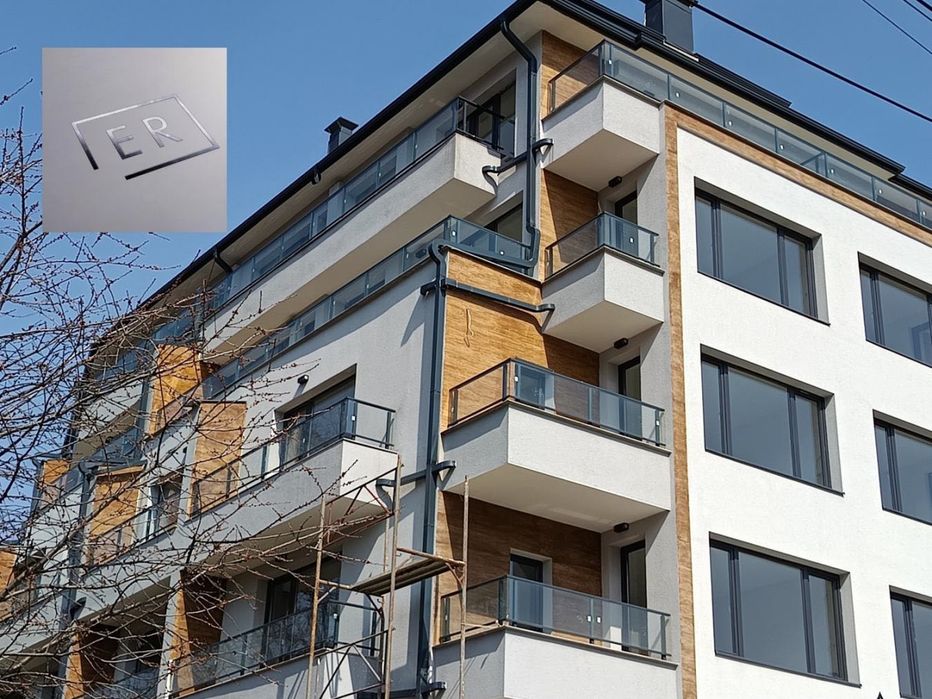 Продавам тристаен апартамент в кв. Карпузица