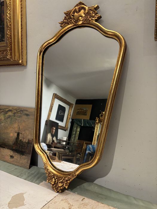 Oglindă rama veche , aurire schlagmetal, restaurată 66×33 cm