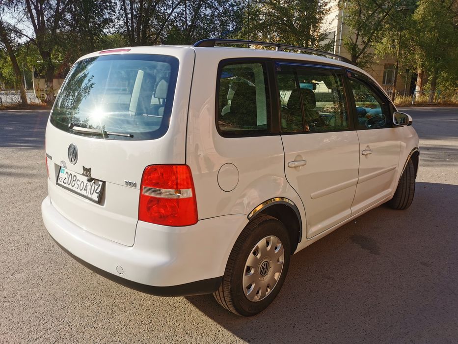 Volkswagen Touran