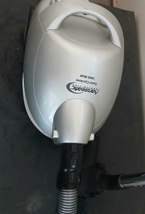 Прахосмукачка HANSEATIC 1800W