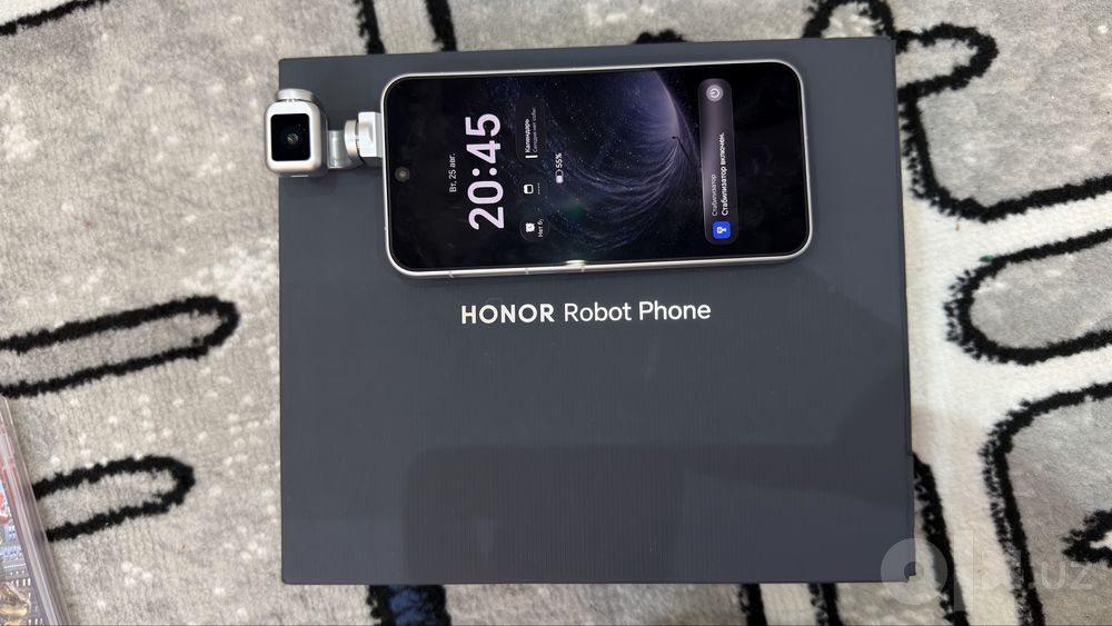 Honor robot phone
