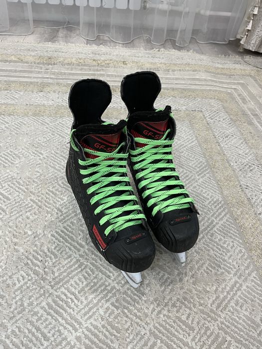 продам коньки нормальный