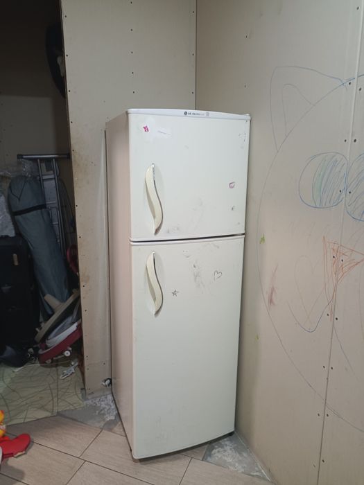 Продам холодильник!