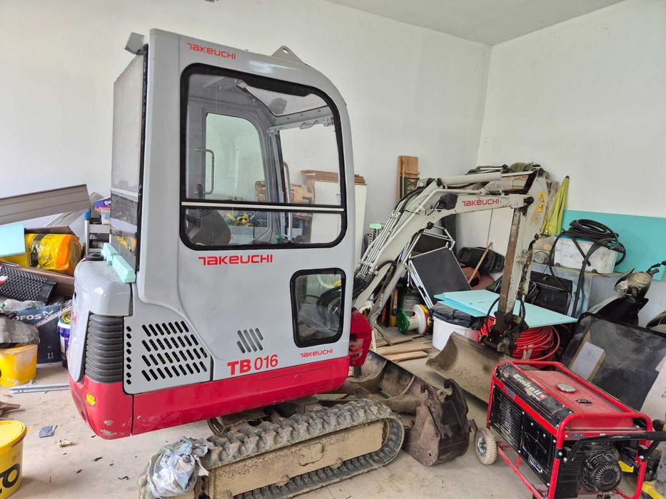 Mini excavator Tacheuki TB016