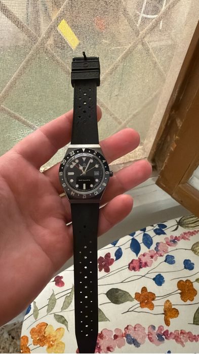 Timex    Q    GMT