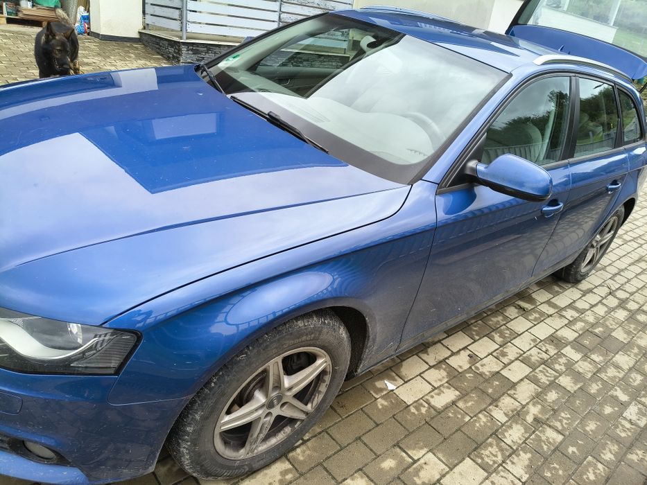 Audi A4 2.0 TDI 143 CP Manuală