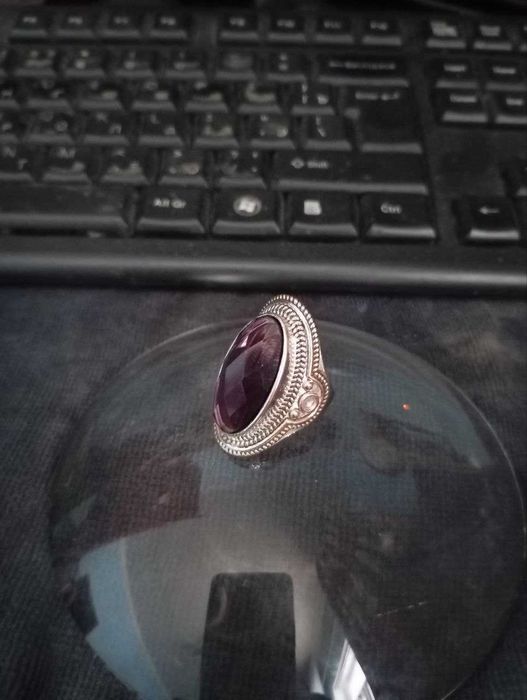 Кольцо серебро 925 пробы с камнем Аметист
