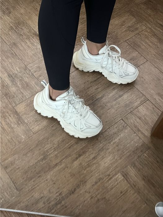 Маратонки Nike и Fila