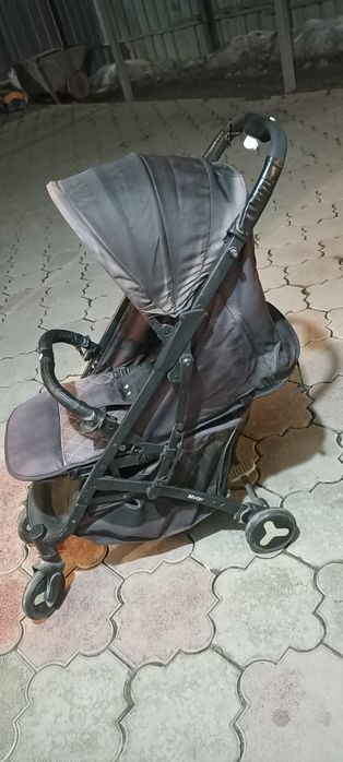 Срочно продам коляску