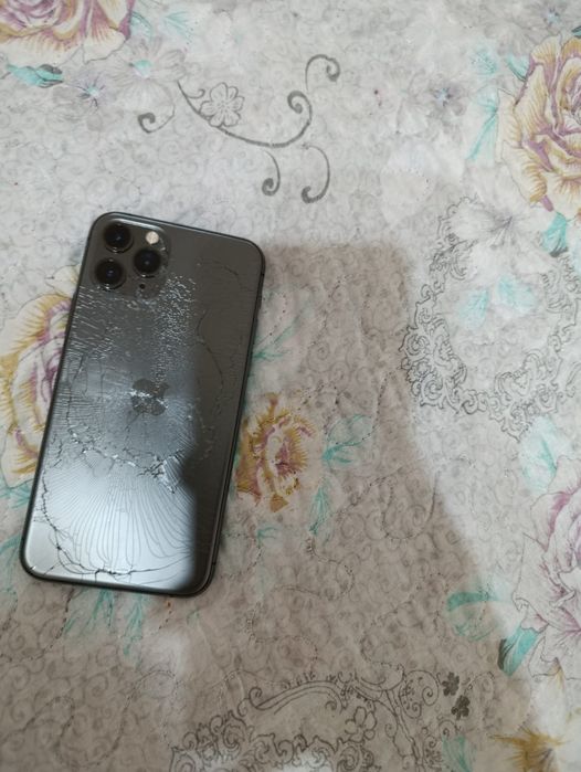 Айфон 11 про 64 гб