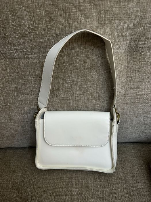 Сумка белая маленькая
