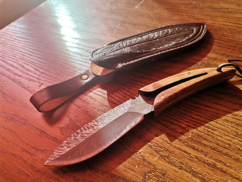 професионален нож за суши и ножове с кожени калъфи