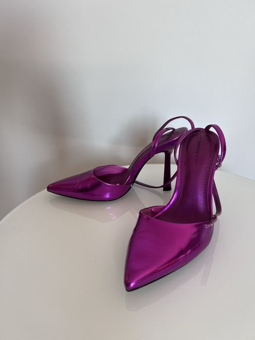 Обувки на ток bershka