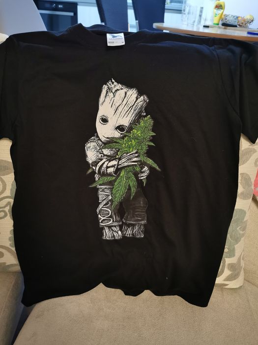 Tricou weed personalizat