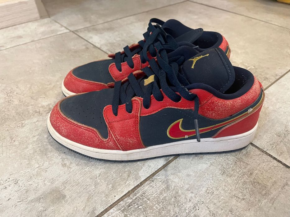Adidași Jordan 1 low mar.38,5